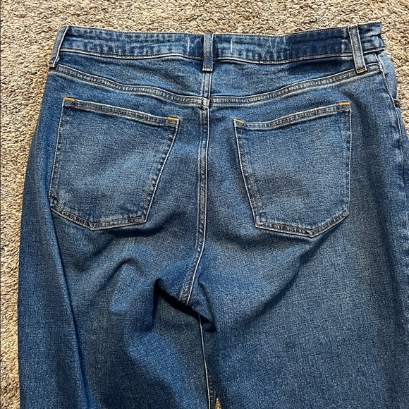 Abercrombie & Fitch Denim Curve Love Mom High Rise Jeans Size 31/12 - Picture 7 of 7